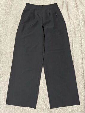 High-Waist Wide-Leg Pants